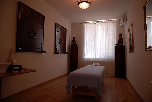 Hotel Ferihegy Vecsés Macaristan